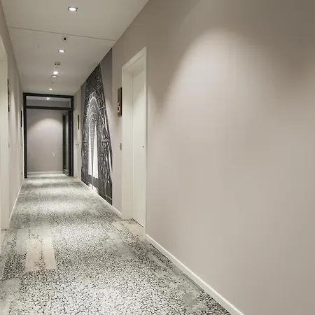顶级阁楼公寓式酒店
